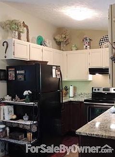Kitchen
						:
						granite counter tops, new appliances