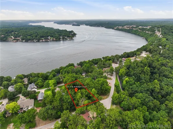37/38 Robyn Ct, Osage Beach, MO 65065