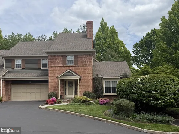 16 Blakemore Ct, Doylestown, PA 18901