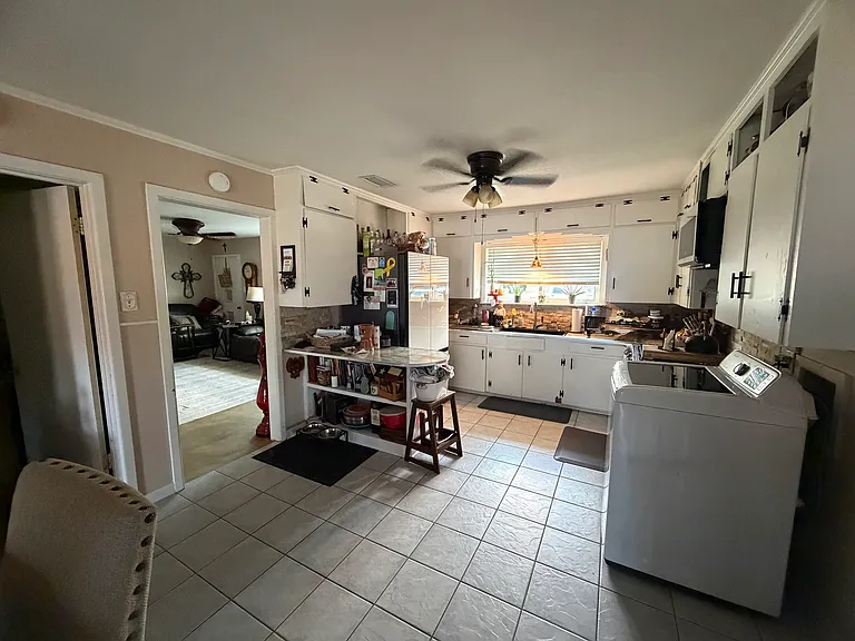 813 W Avalon Ave — Photo 9