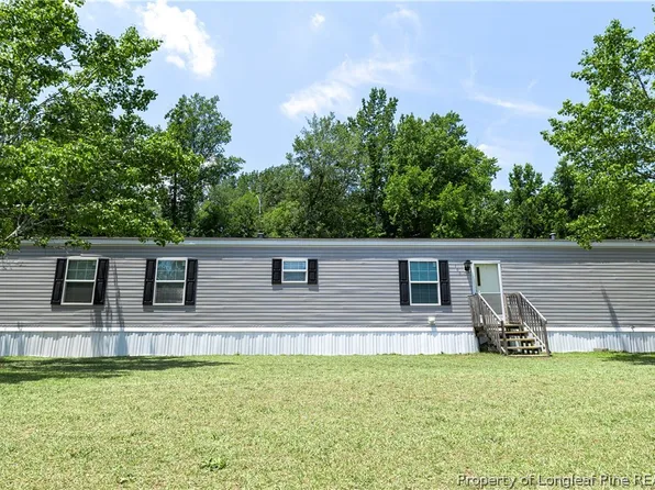 165 Sanderson Rd, Maxton, NC 28364
