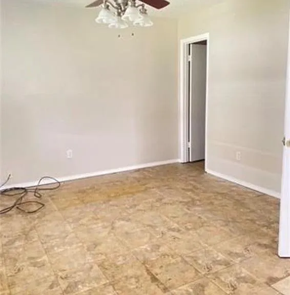 1157 Beechwood Dr — Photo 4