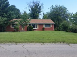 206 E Roger Dr, Trenton, OH 45067