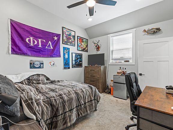 2nd image of 1200 Laurel Ave #2
