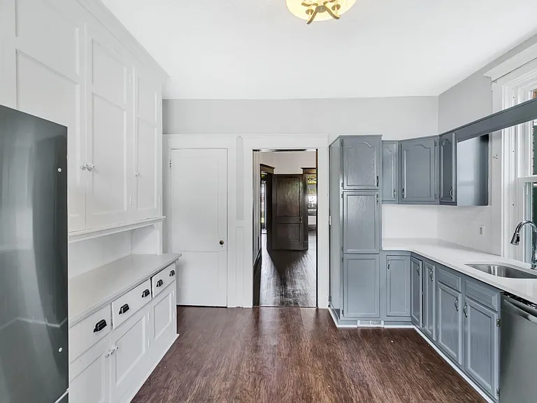 1847 Jancey St — Photo 10