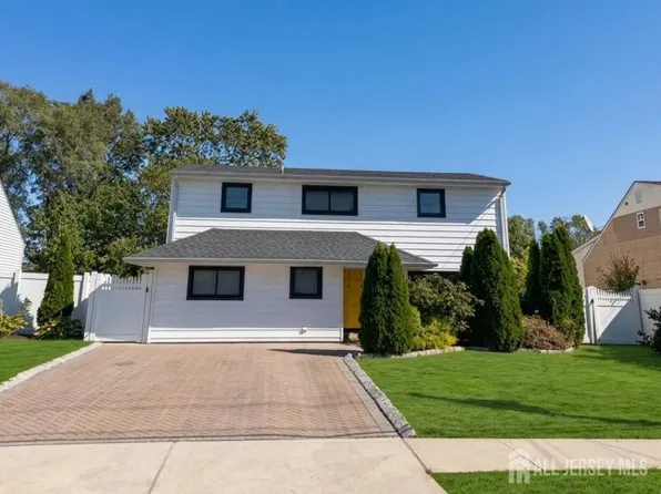 822 Barry Ave, Perth Amboy, NJ 08861
