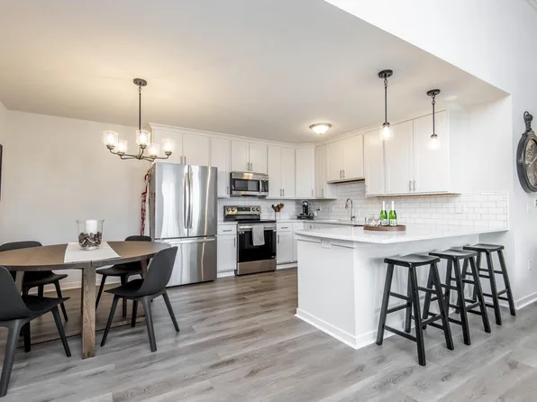 1625 Grey Fox TRAIL #G, Mukwonago, WI 53149