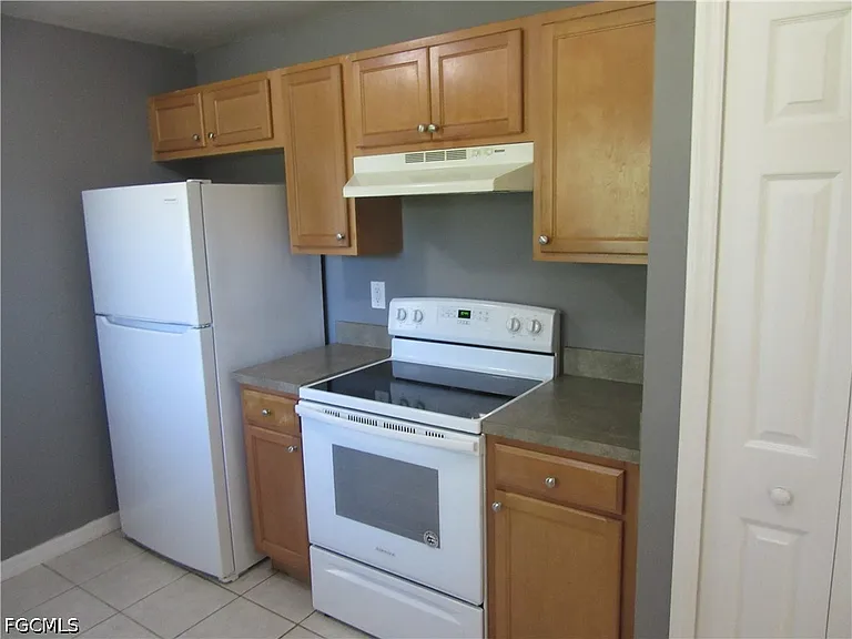 922 Eisenhower Blvd — Photo 14