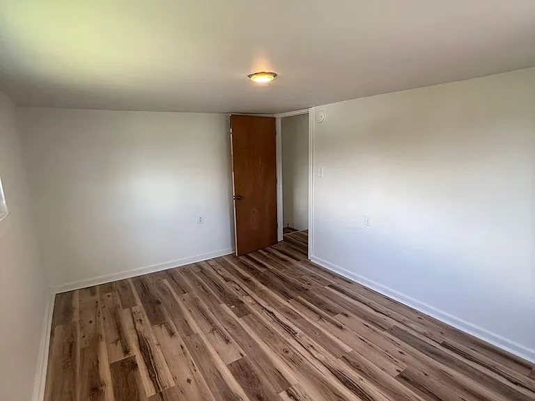 524 Short St — Photo 21