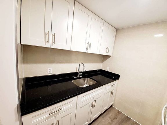 3rd image of 167 Sands St #4/407