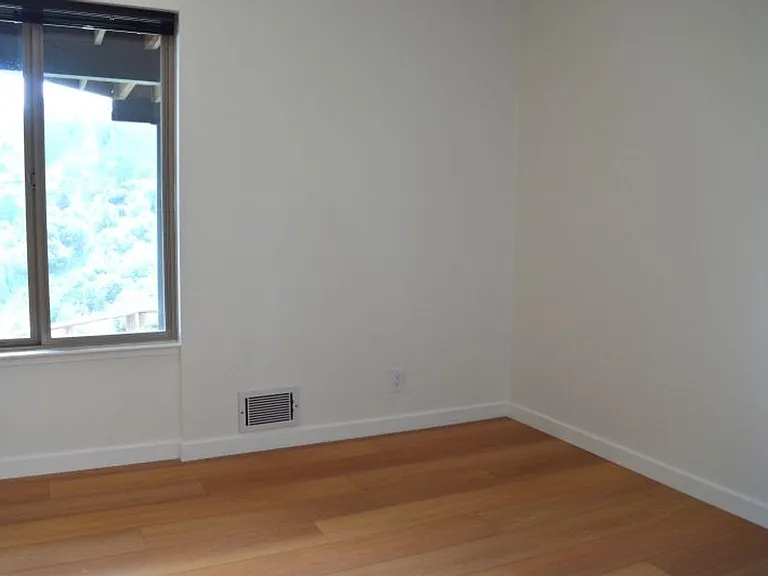 127 Prospect Ave — Photo 18