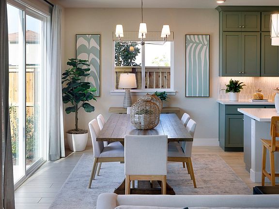 Monument Plan 4 Dining Area