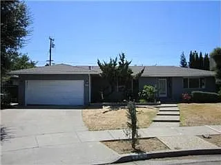 798 Gary St photo 1