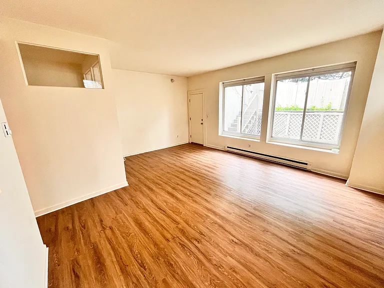 287 Saint John St #2 — Photo 2