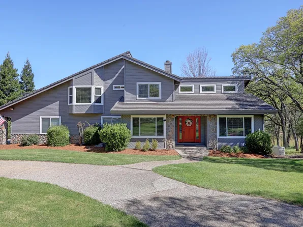 13875 Moss Rock Dr, Auburn, CA 95602