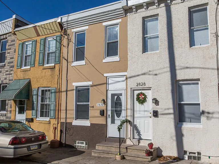 2826 Mercer St — Photo 2