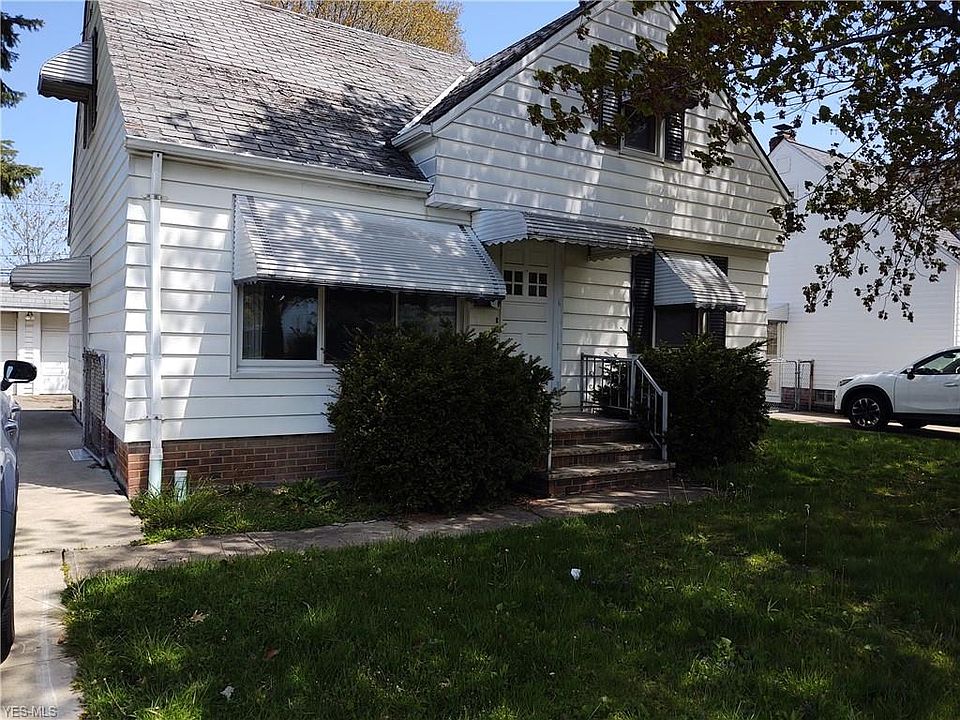 1st image of 30025 Fern Dr