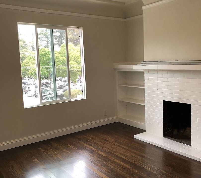 1st image of 1005 Burlingame Ave APT 3