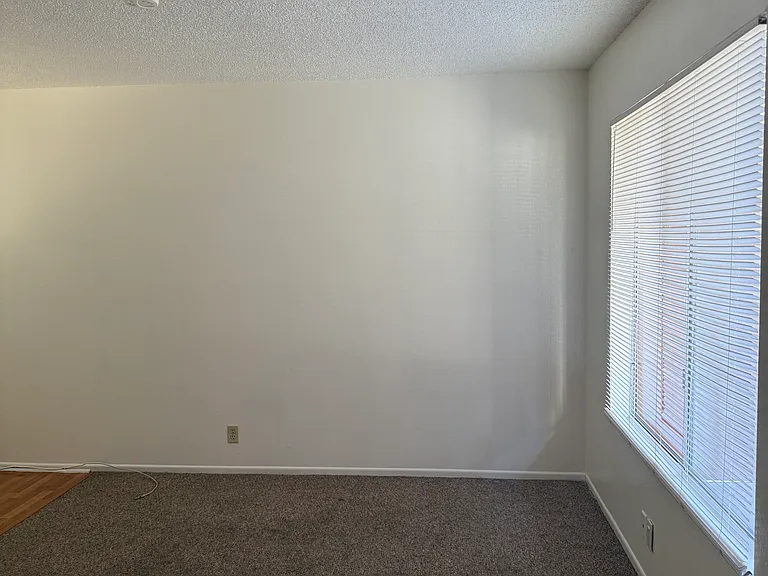 249 N Palm Ave #B — Photo 5