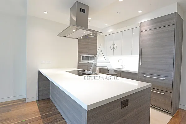 Sold by Peter Ashe | media 10