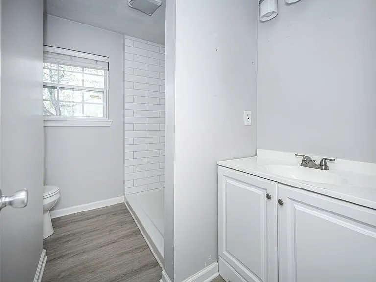 201 Audrey Cir — Photo 23