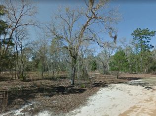 113 Thralls Ave, Interlachen, FL 32148