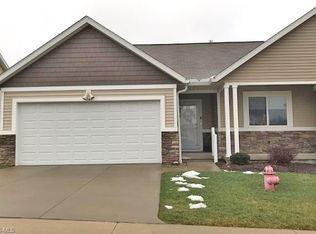 1146 Briarcliff Dr, Akron, OH 44312