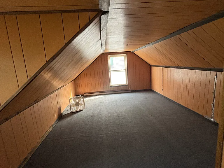 424 S Jameson Ave — Photo 14