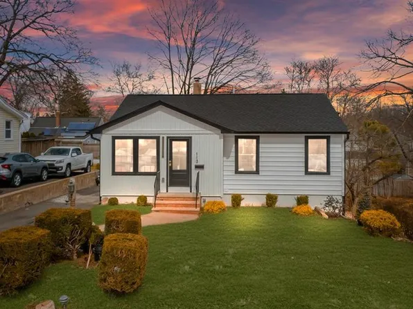 113 E Fairmount Ave, Maywood, NJ 07607