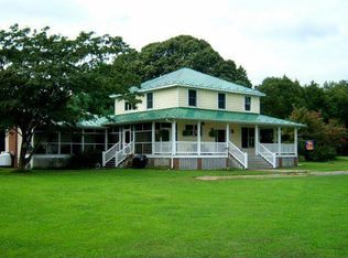 553 Oldhams Rd, Warsaw, VA 22572