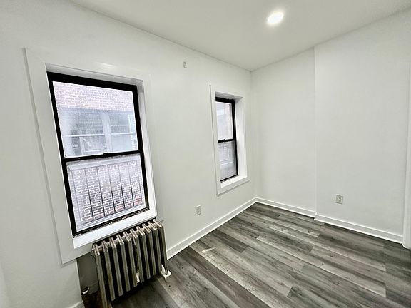 5th image of 532 9th Ave #3D