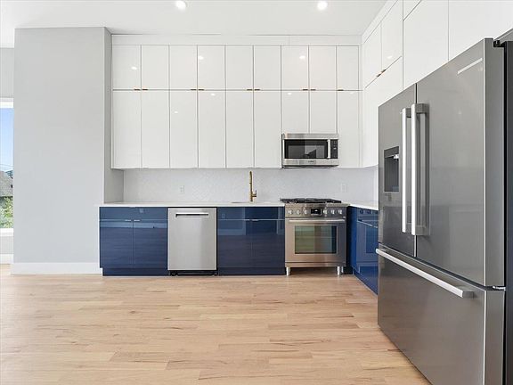 3rd image of 437 Ogden Ave #3L