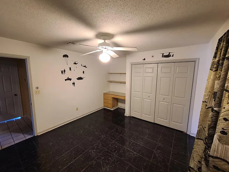 146 E Bayou Shr — Photo 20