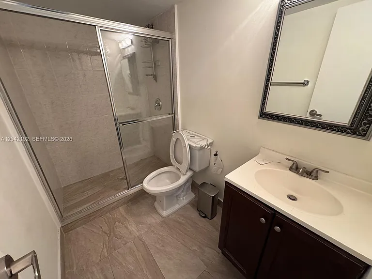 800 Parkview Dr #1018 — Photo 21