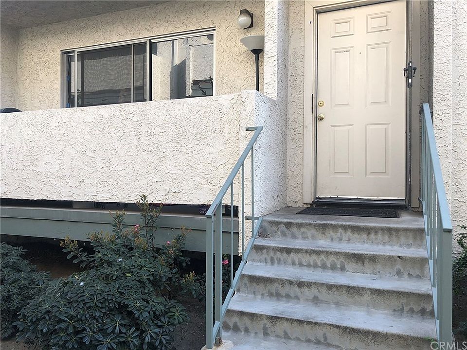 1st image of 8801 Cedros Ave APT 10