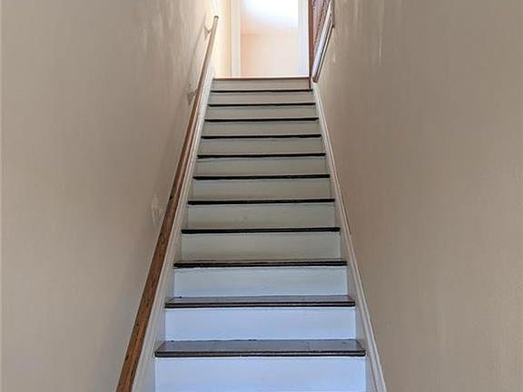 3rd image of 4547 Wichita Ave #2F