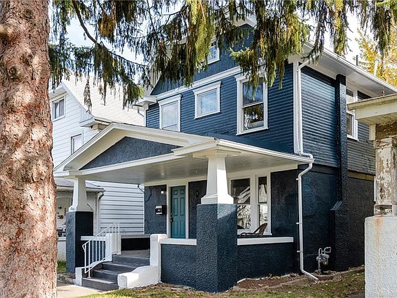 5th image of 140 Edgar Ave