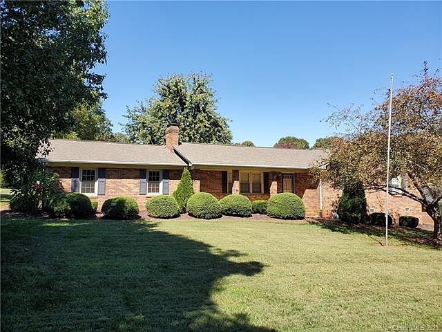 1st image of 1841 Arden Dr