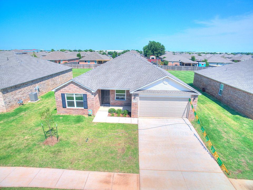 1st image of 1012 N Trappers Ct Way