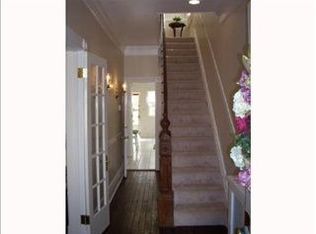 5716 Walnut St, Pittsburgh, PA 15232