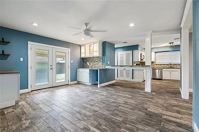 3 bed, 2.0 bath, 1800 sqft, $2,300 — Photo 4