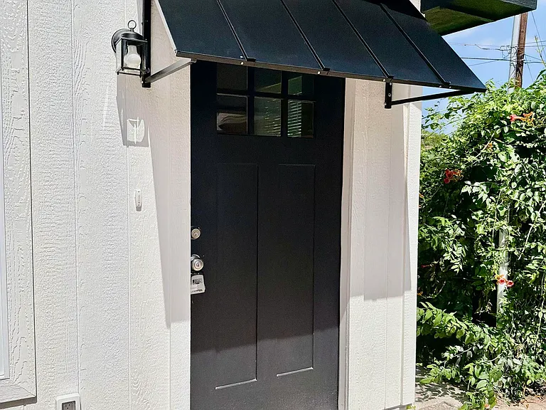 20 Sue Ln — Photo 2