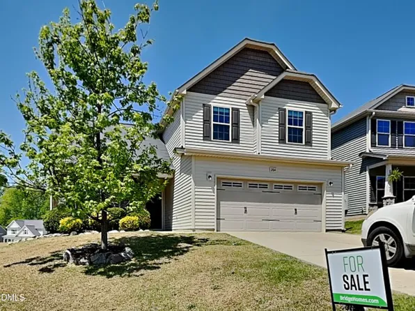 204 E Webber Ln, Clayton, NC 27527