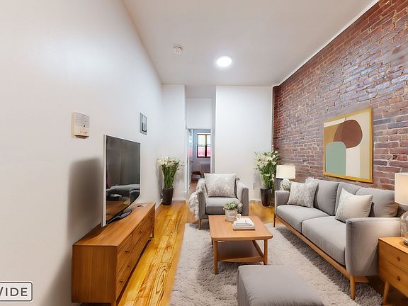 2nd image of 171 E 116th St APT 2