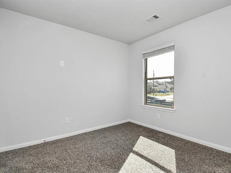 11028 Patriot Ct — Photo 36