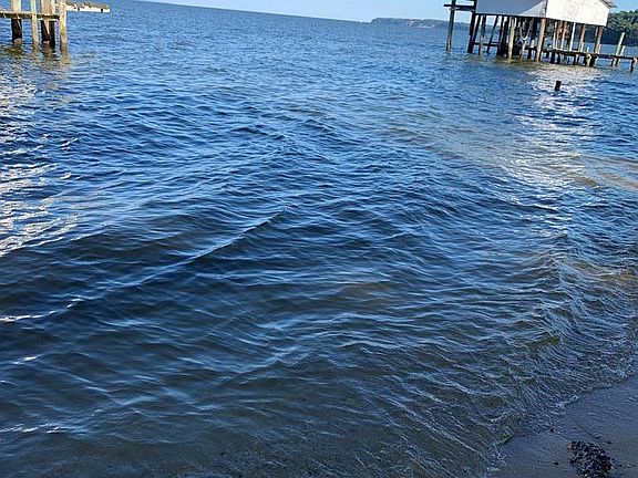 4th image of 66 Westmoreland Beach Dr