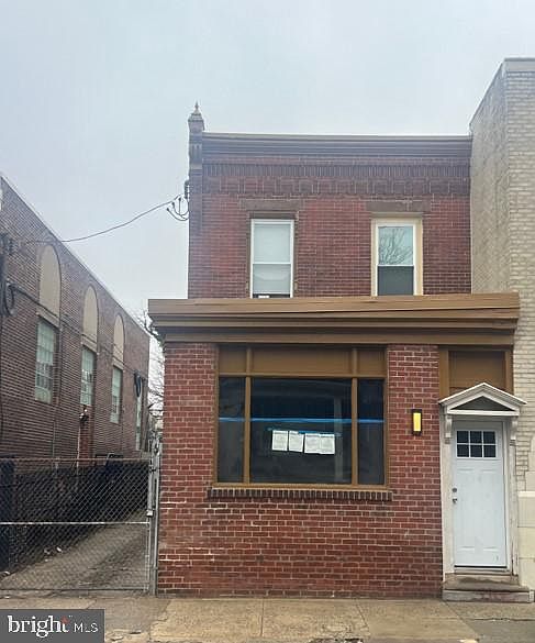 1st image of 1534 Overington St