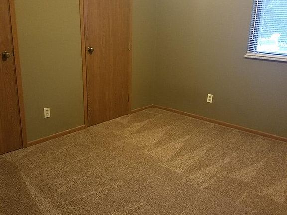 5th image of 7241 Creekview Dr APT 5