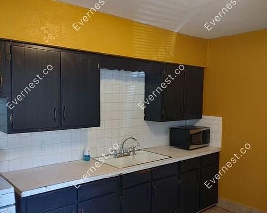 3rd image of 421 N Bales Ave #1