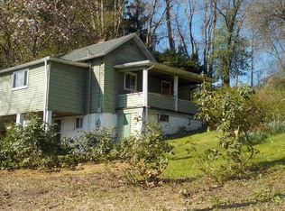 185 Gates Rd, Adah, PA 15410